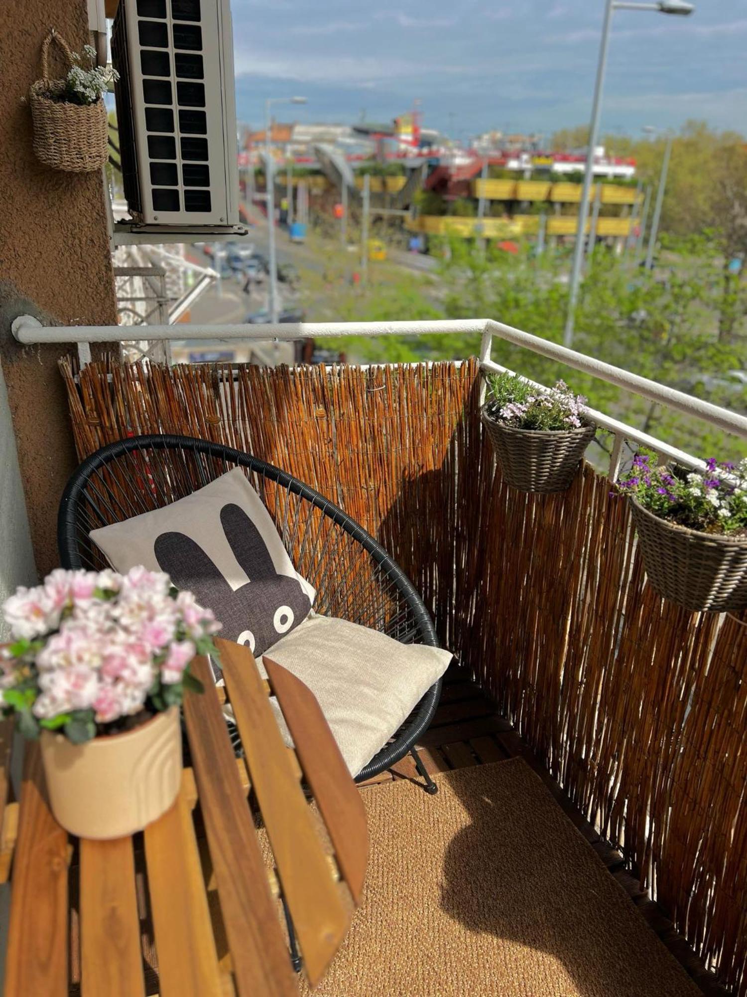 West Budapest Apartman Exterior foto